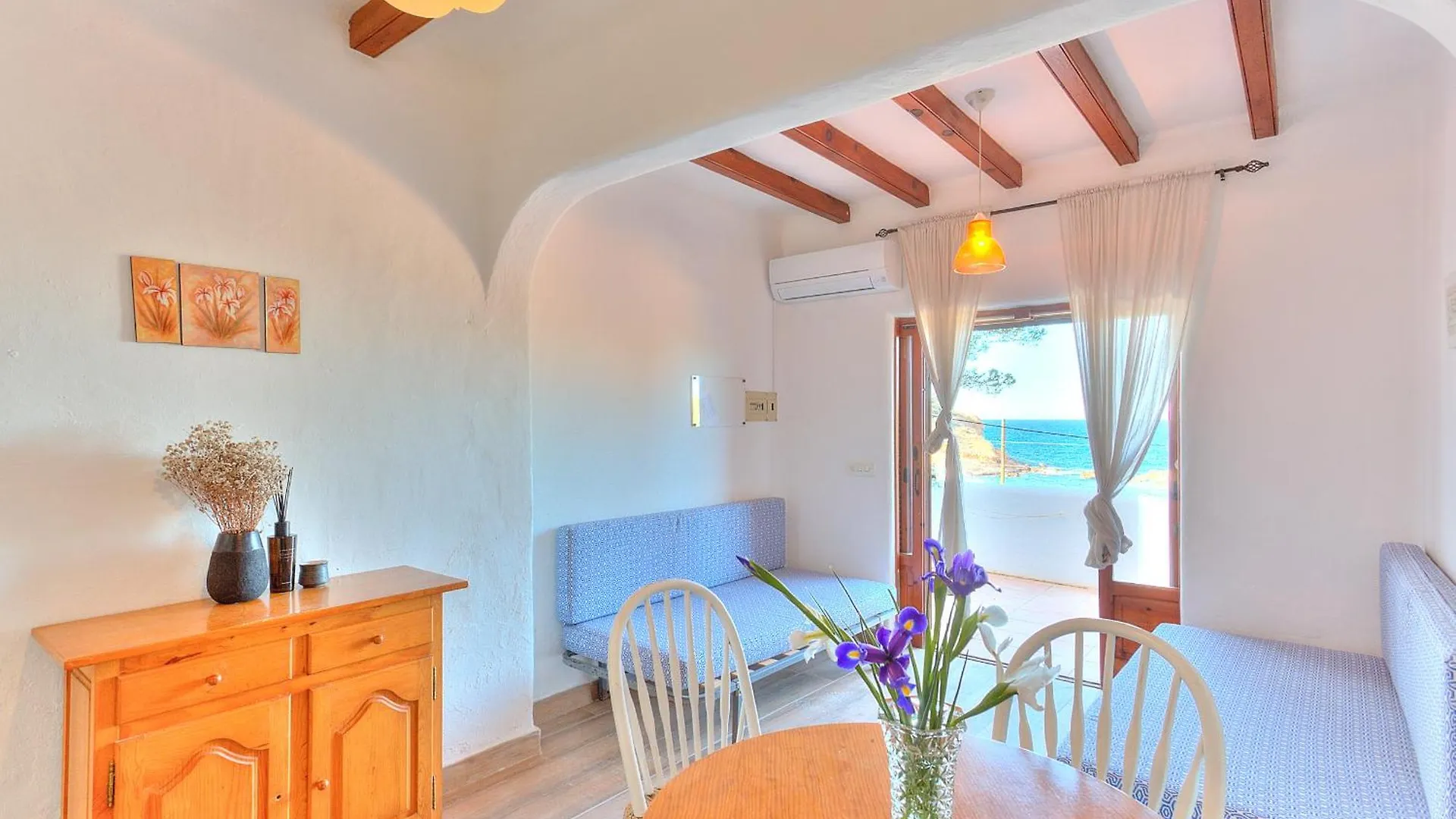 Apartmentos Nort Portinatx Apart Otel