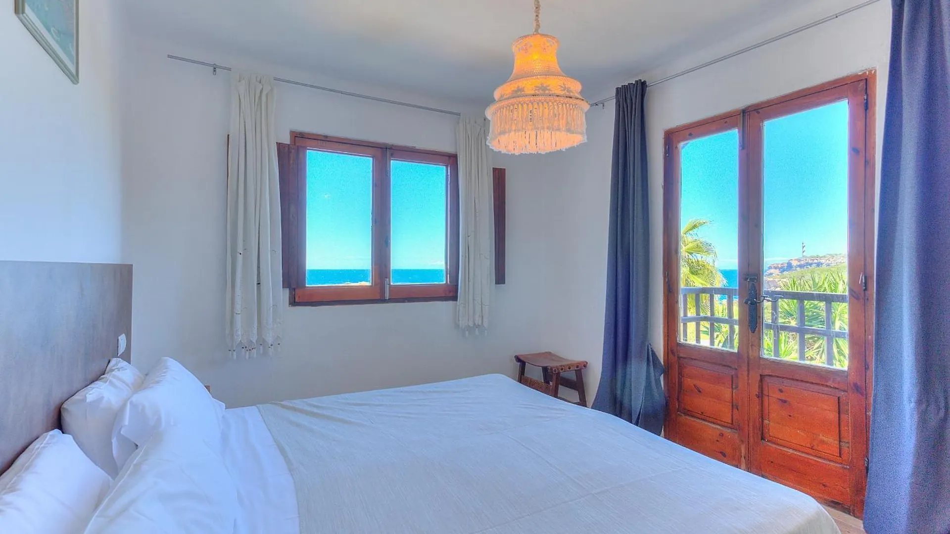 ** Apart Otel Apartmentos Nort Portinatx İspanya