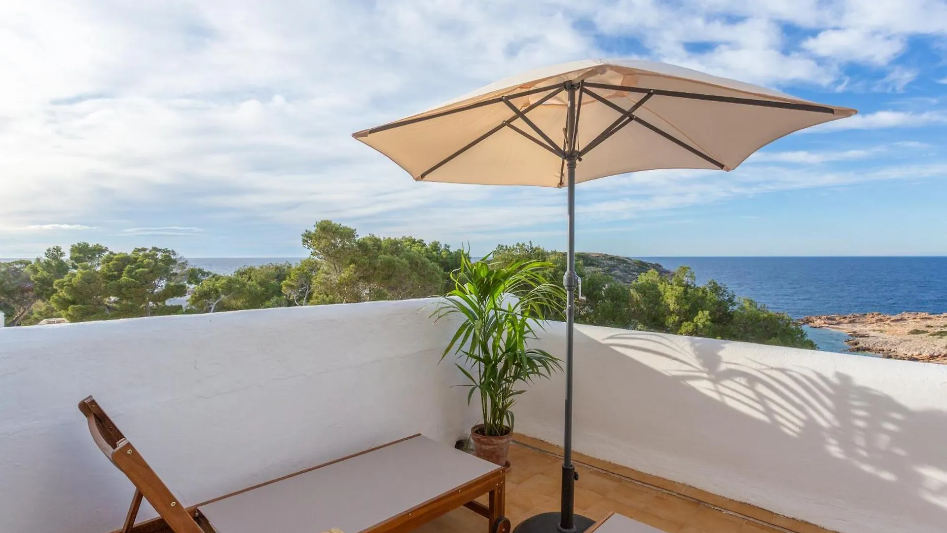 Apartmentos Nort Portinatx
