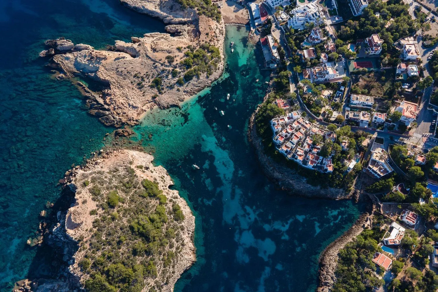 Apartmentos Nort Portinatx Aparthotel