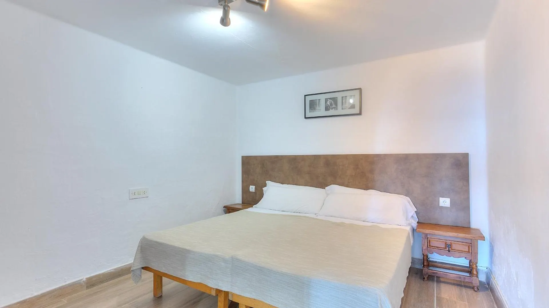 Apartmentos Nort Portinatx