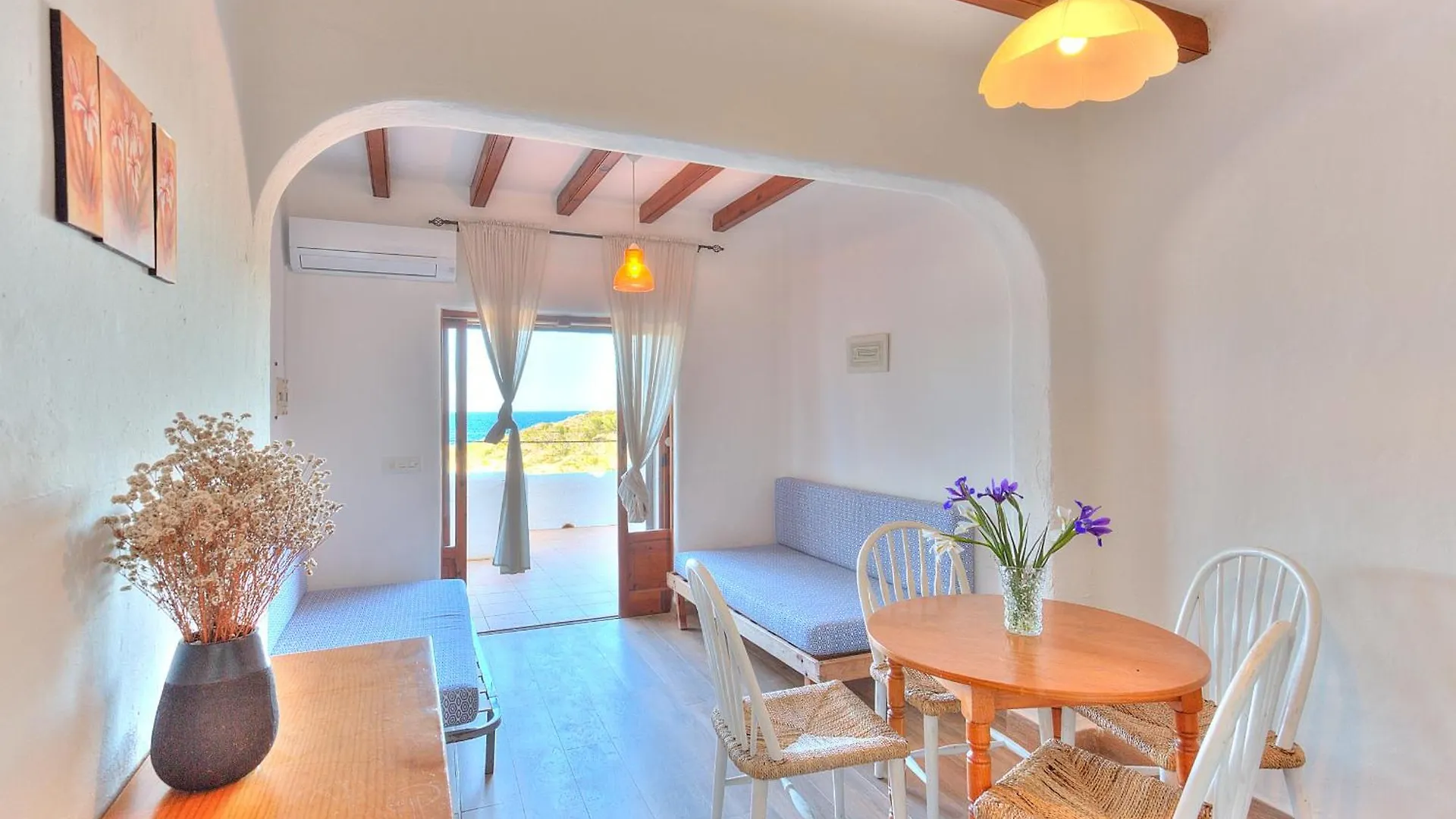 Apartmentos Nort Portinatx Spagna