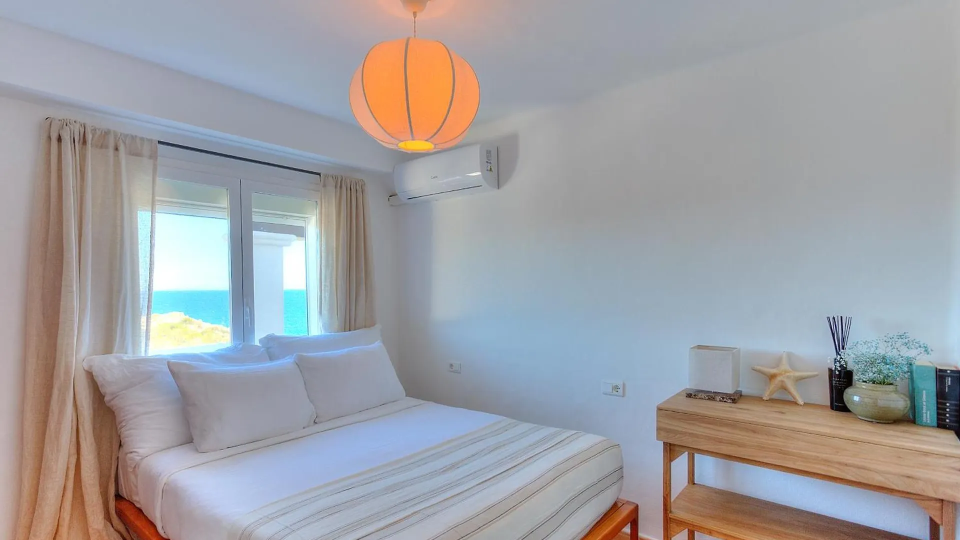 Apartmentos Nort Portinatx Spain