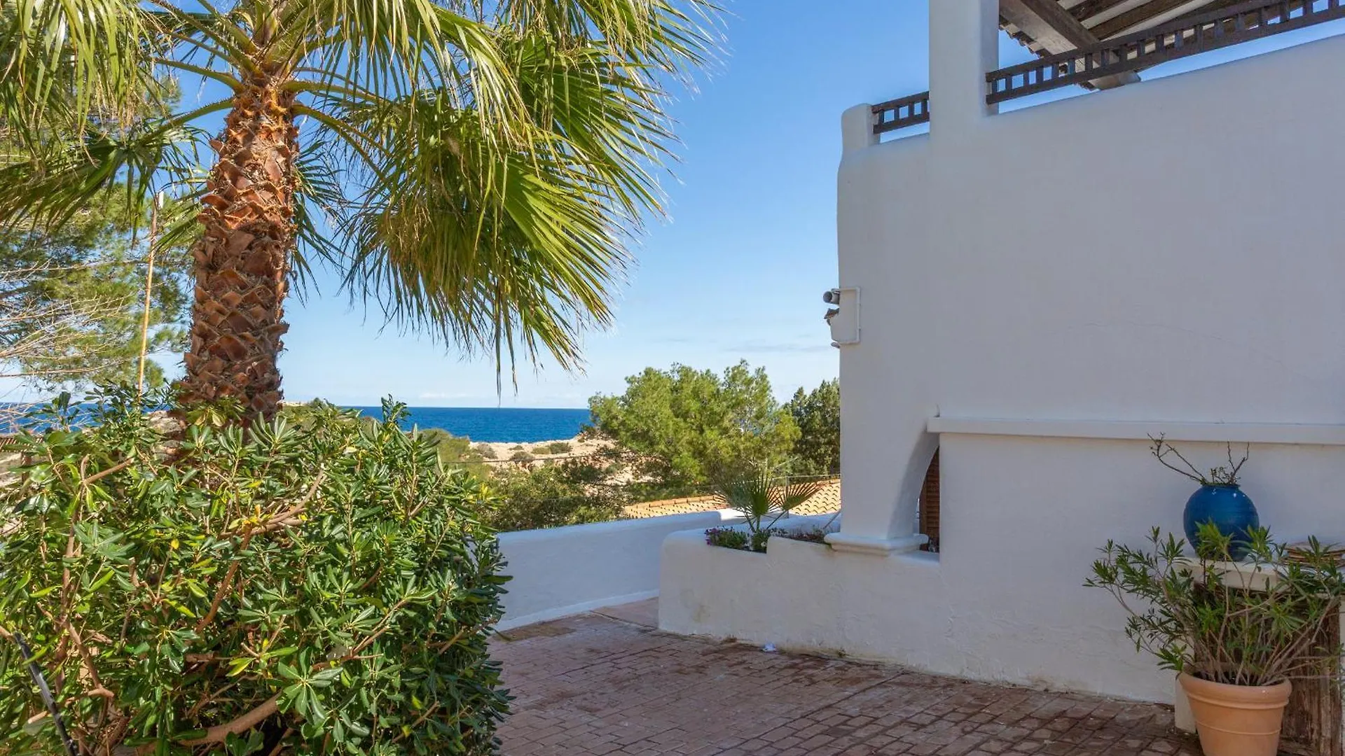 Apartmentos Nort Portinatx Aparthotel